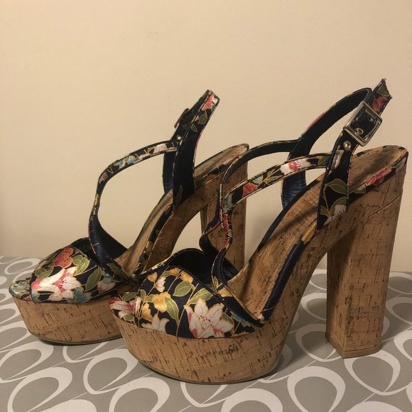 Chinese Laundry Platform Heel Sandals Size 9.5 - Picture 3 of 4